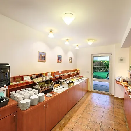 Krumlov - Massage ゲストハウス