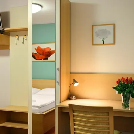 Πανσιόν Krumlov - Massage