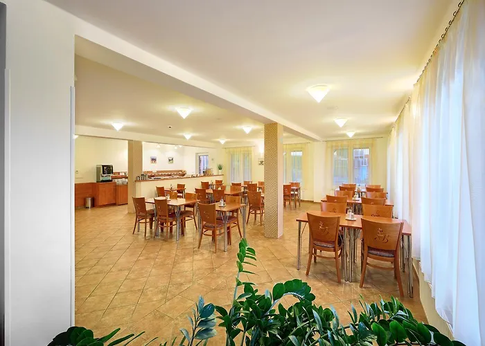 Krumlov - Massage Penzion 4*